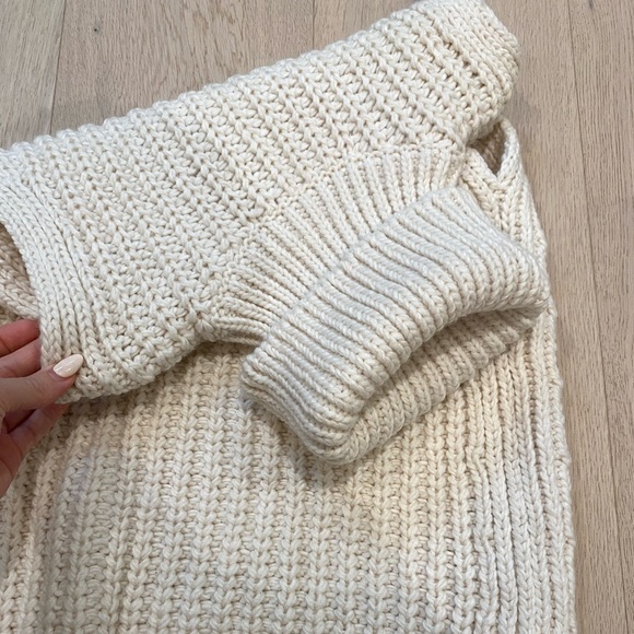 Sleeveless turtleneck/vest - Picture 3 of 4